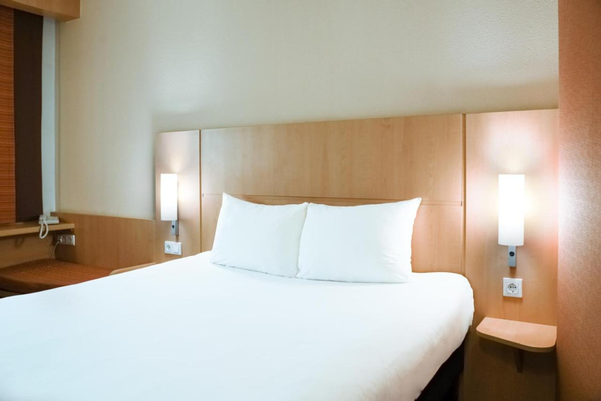 Ibis Gyor
