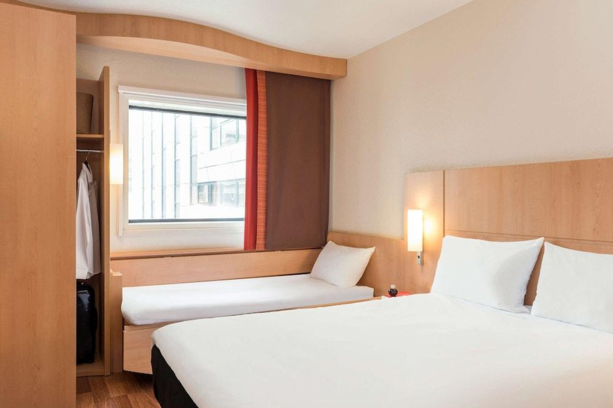 Ibis Paris La Défense Esplanade
