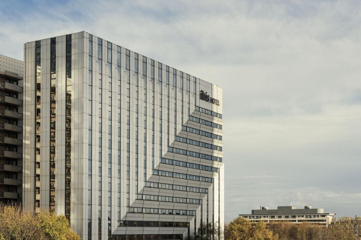 Ibis Paris La Défense Esplanade