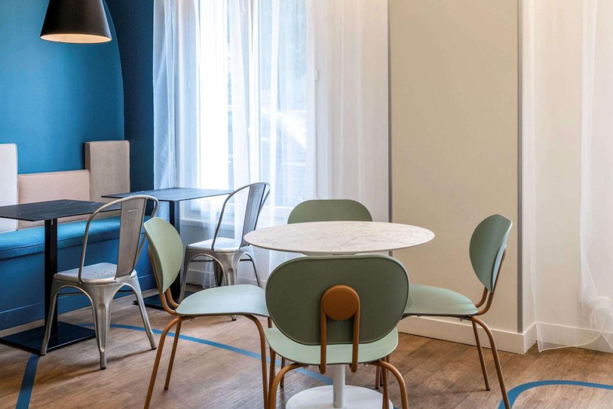 IBIS STYLES ASNIERES CENTRE