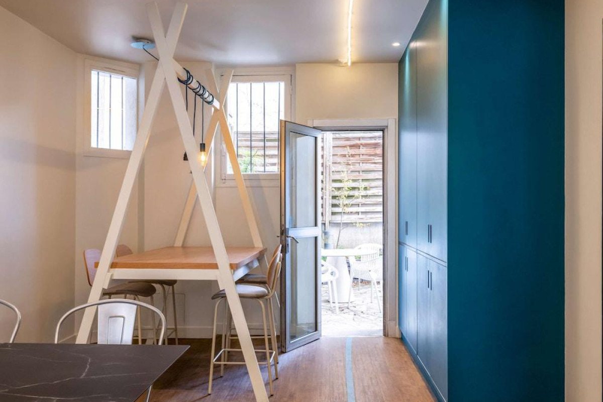 IBIS STYLES ASNIERES CENTRE