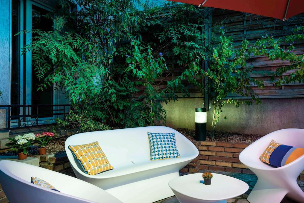 IBIS STYLES ASNIERES CENTRE