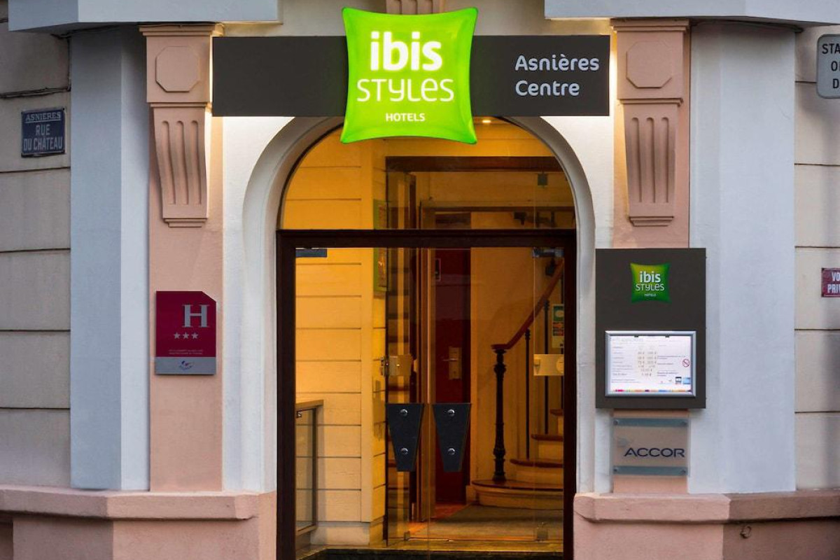 IBIS STYLES ASNIERES CENTRE