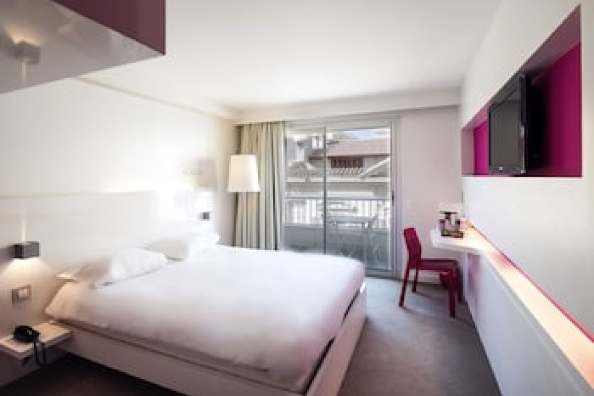 Ibis Styles Menton Centre