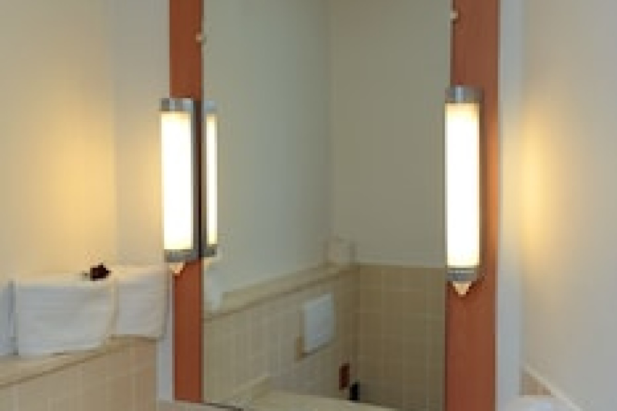 IBIS TANGER CITY CENTER