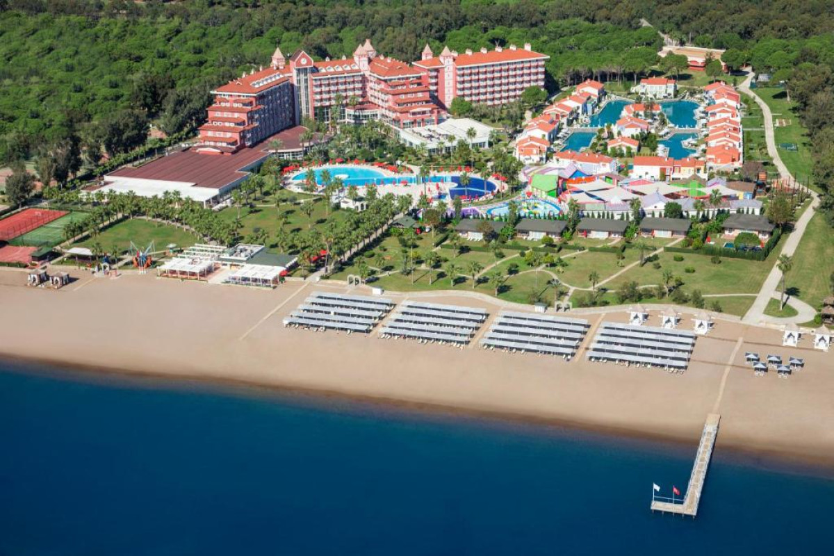 IC HOTEL SANTAI FAMILY RESORT