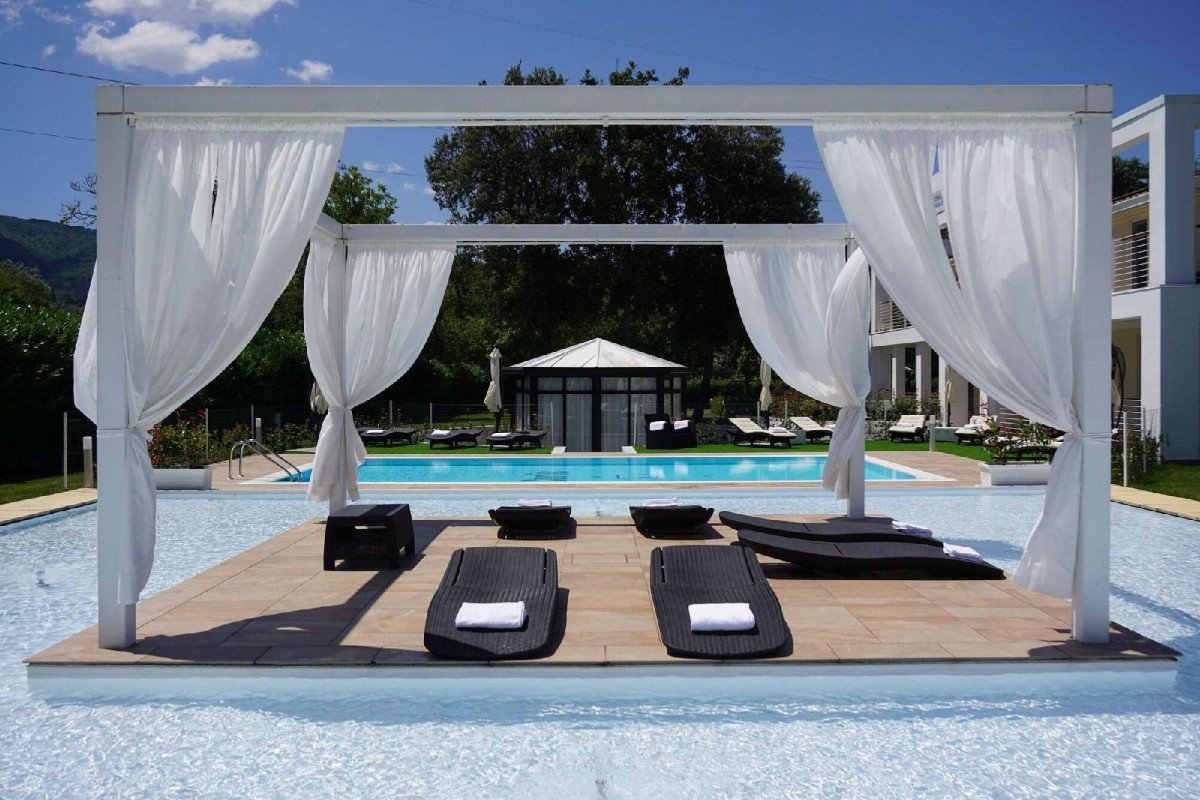 Iconic Resort