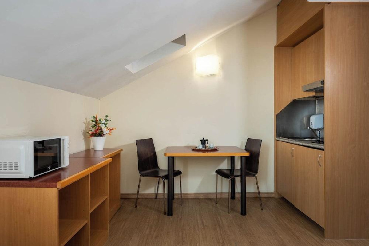 iH Aparthotel Milano Argonne Park