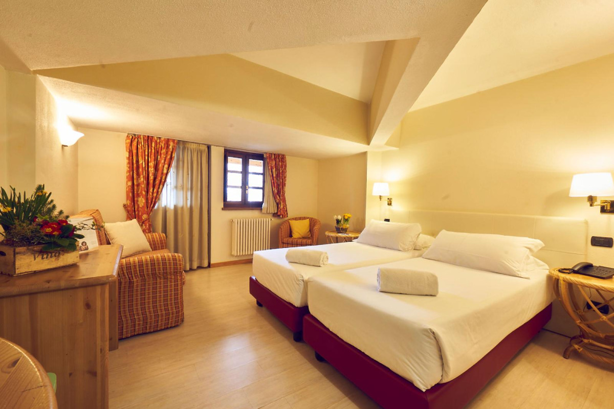 IH HOTELS COURMAYEUR MONT BLANC RESORT
