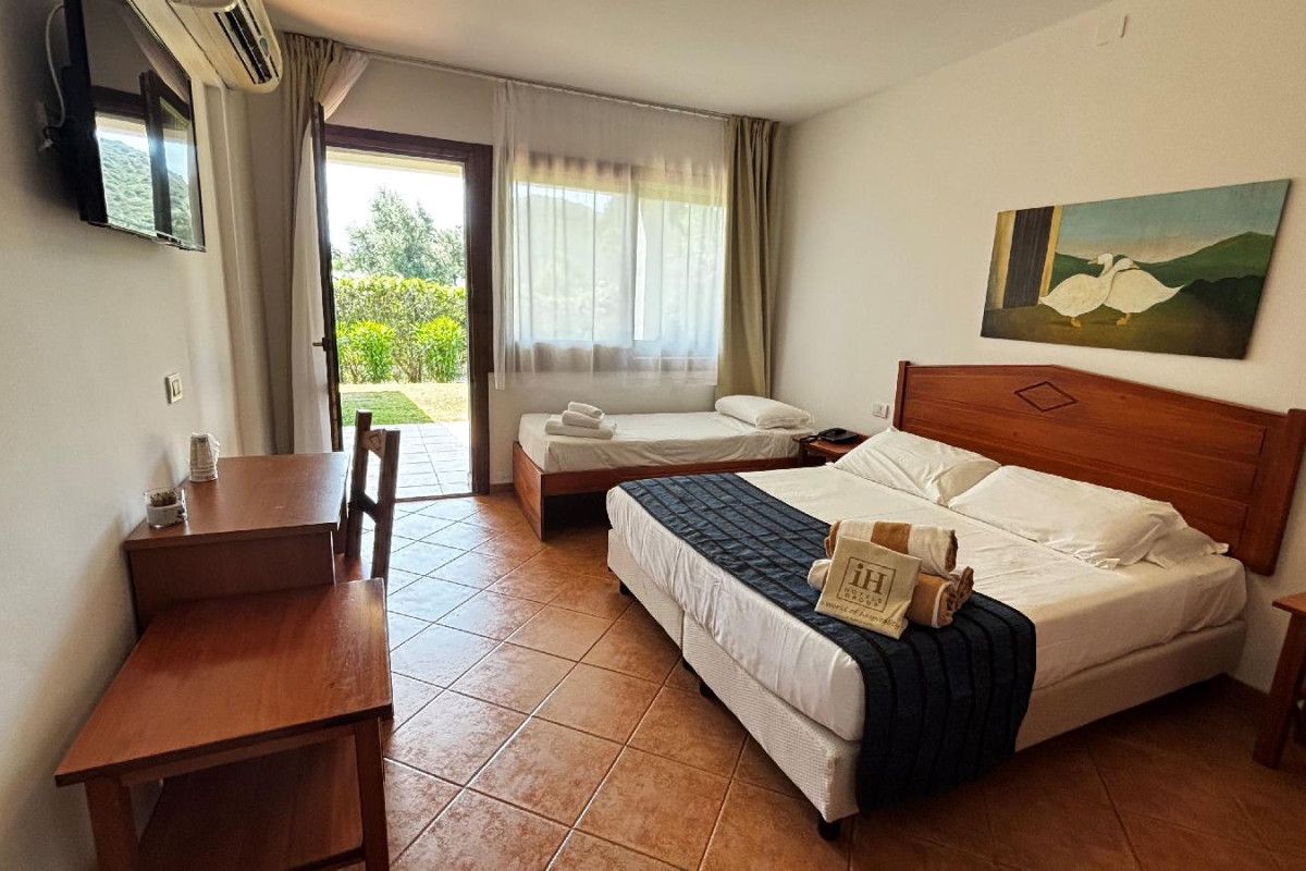Ih Hotels Villasimius Le Zagare Resort