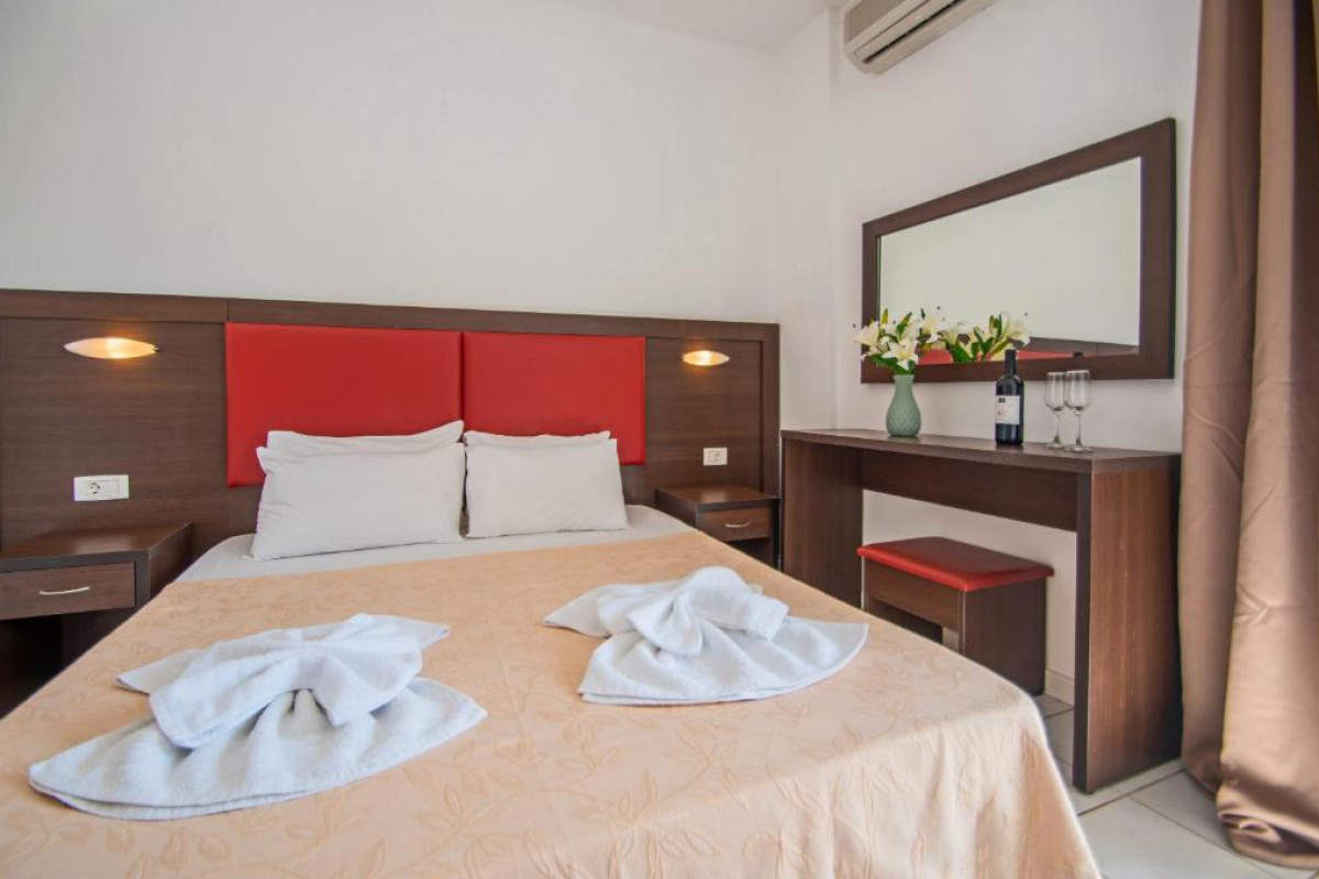 Ikaros Hotel