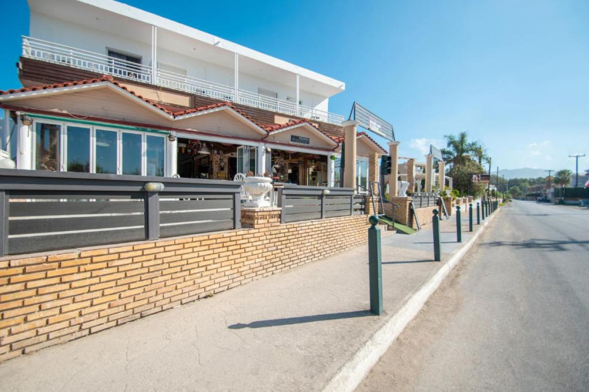 Ikaros Hotel