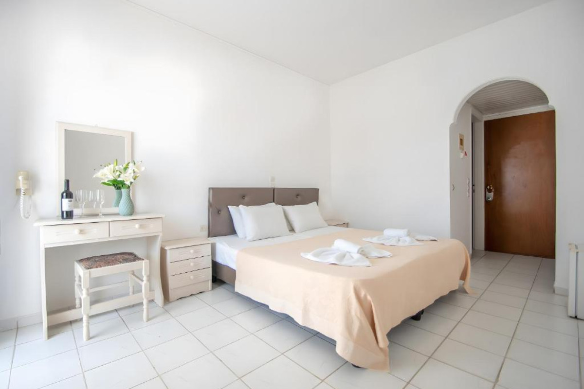Ikaros Hotel