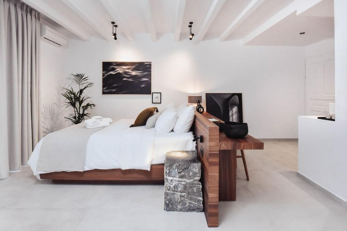 Ikaros Suites