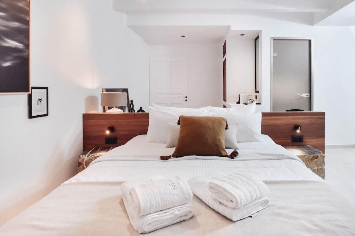 Ikaros Suites