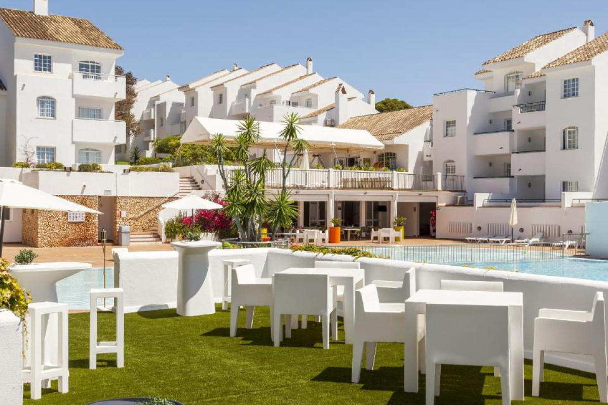 Ilunion Menorca Hotel