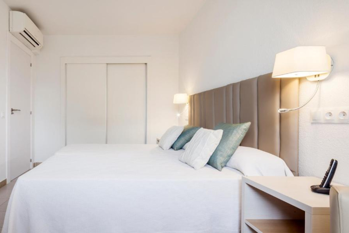 Ilunion Menorca Hotel