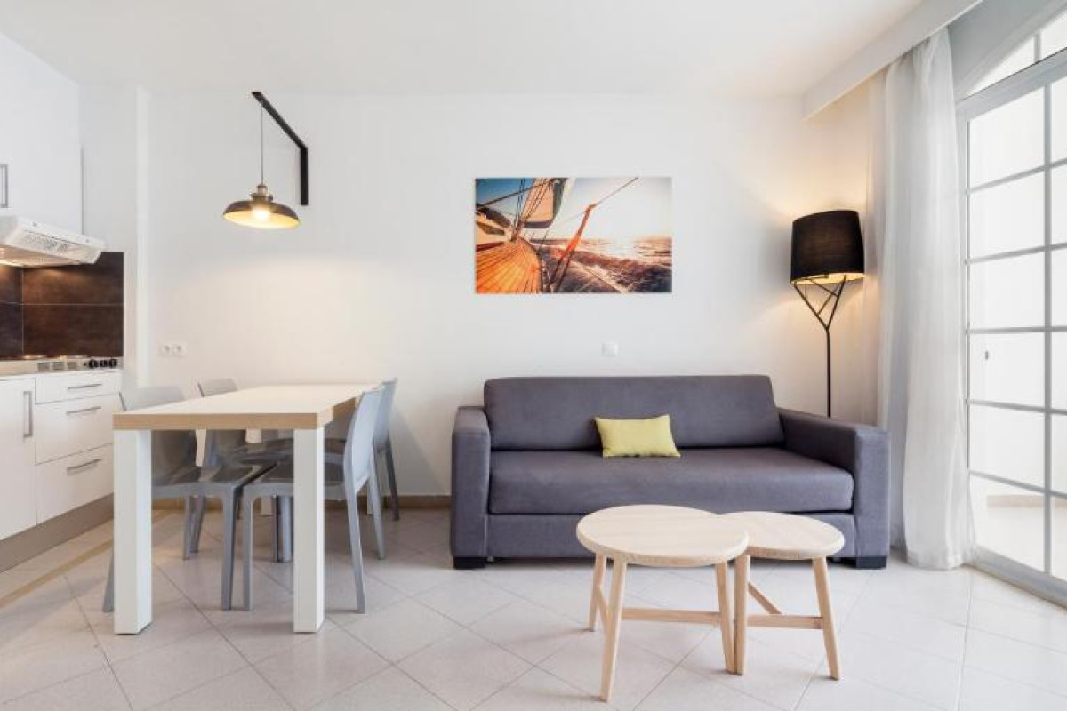 Ilunion Menorca Hotel