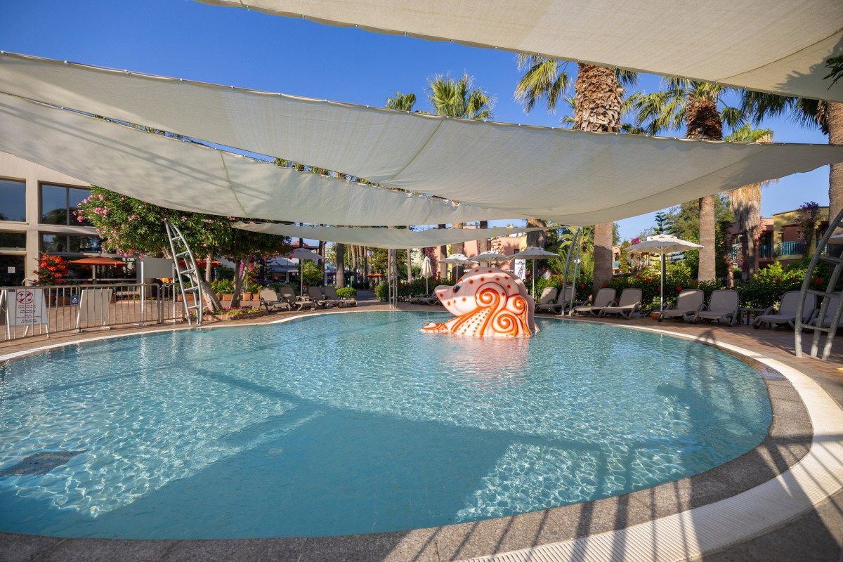 VonResort Golden Beach