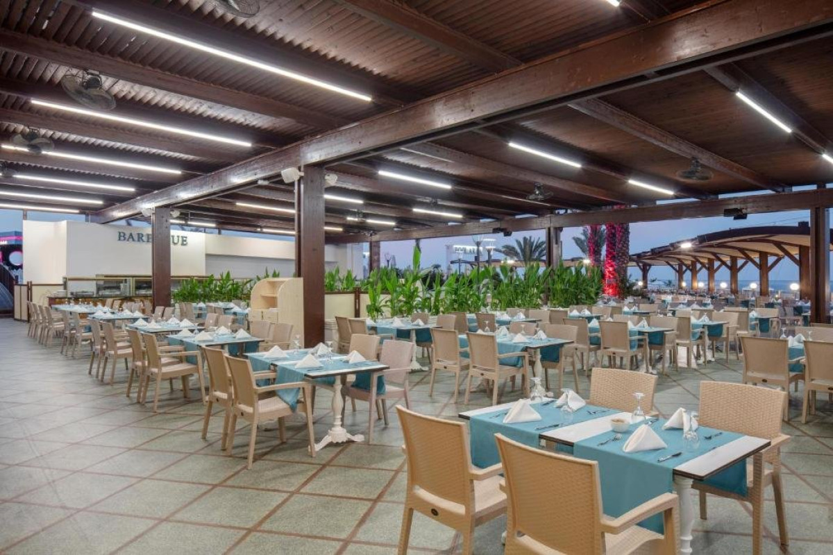 Granada Luxury Resort