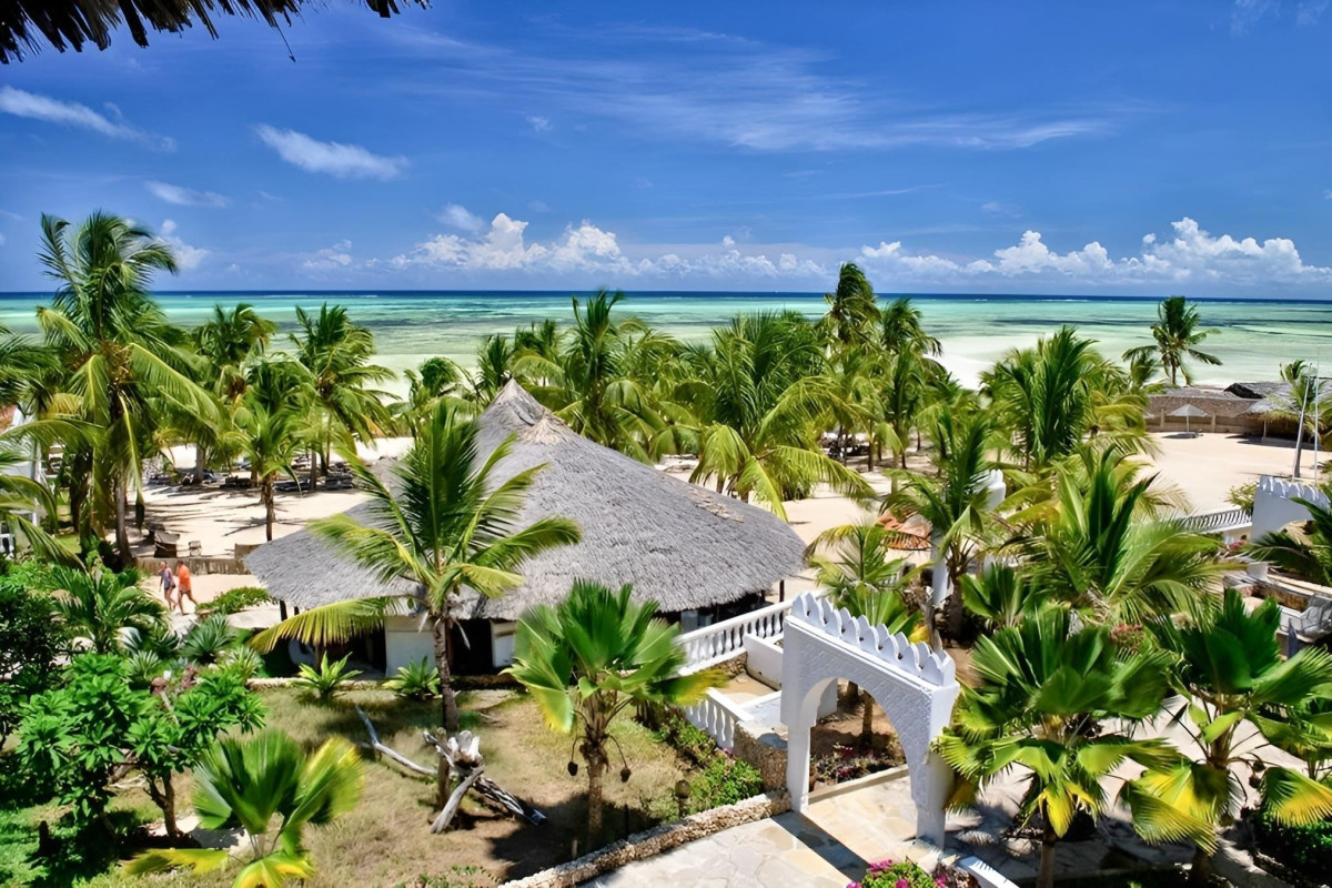 Jacaranda Beach Resort