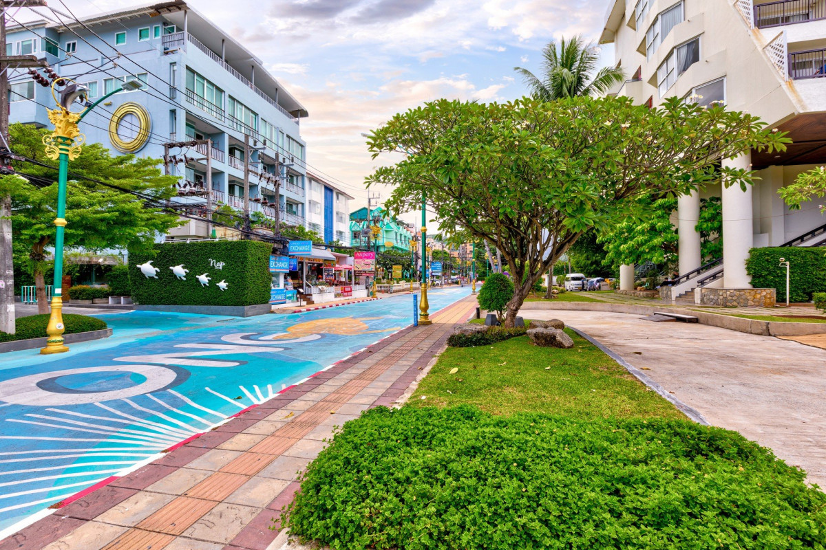 Andaman Embrace Patong
