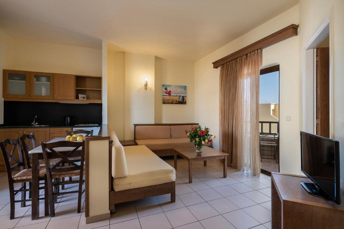 INDIGO MARE SUITES & APARTMENTS