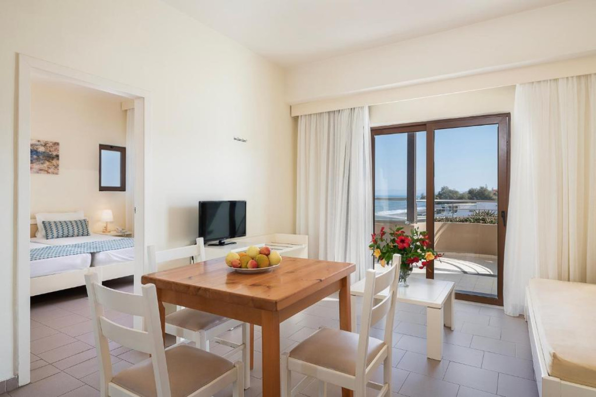 INDIGO MARE SUITES & APARTMENTS