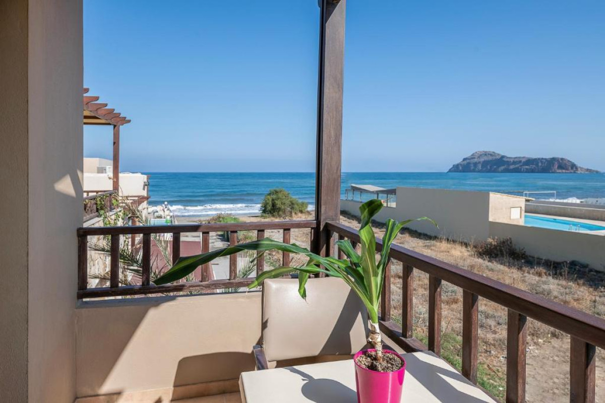INDIGO MARE SUITES & APARTMENTS