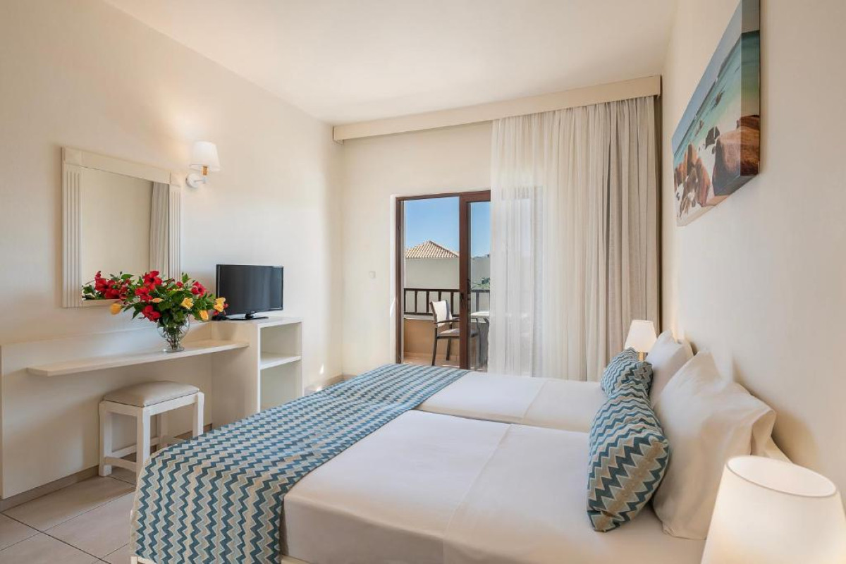 INDIGO MARE SUITES & APARTMENTS