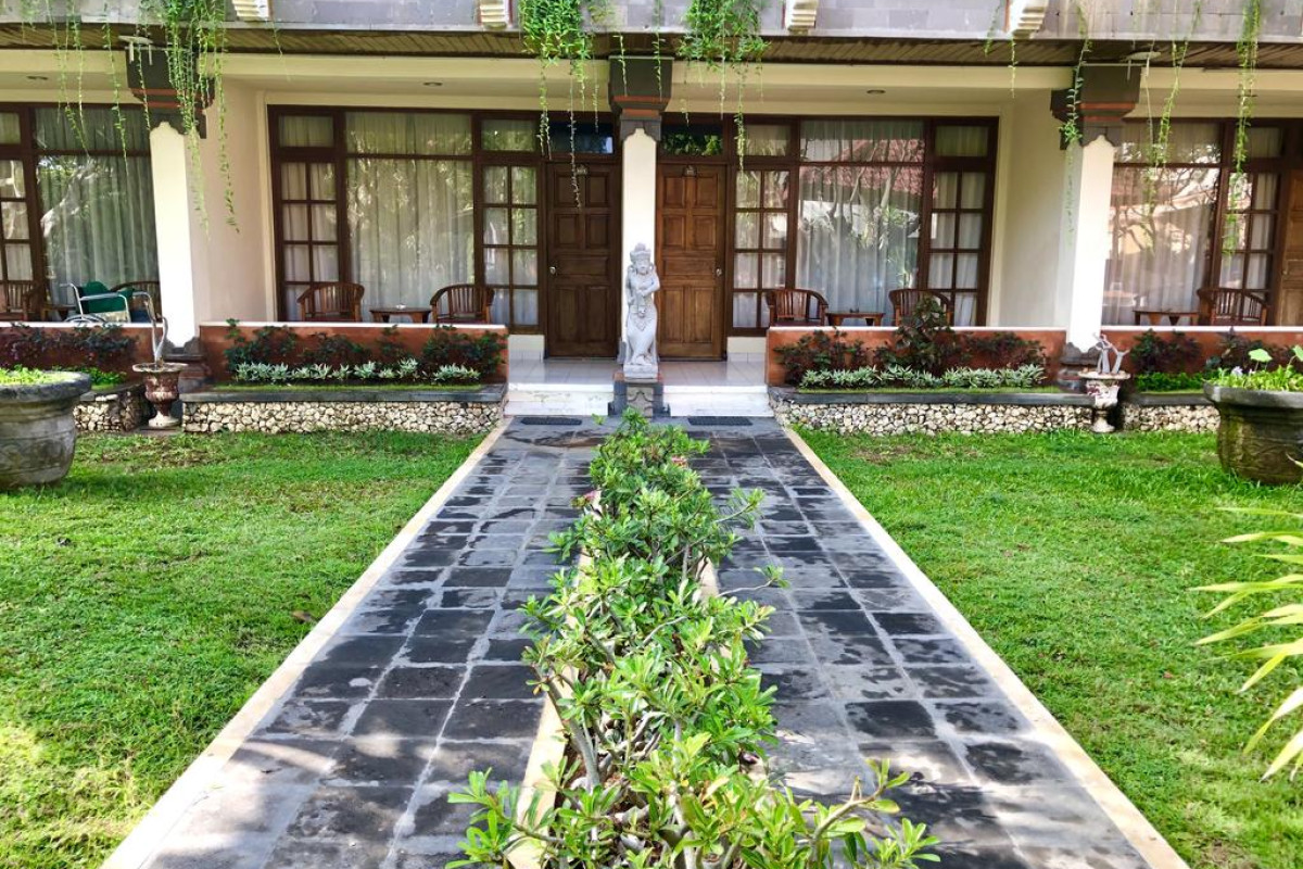Inna Sindhu Beach Hotel & Resort