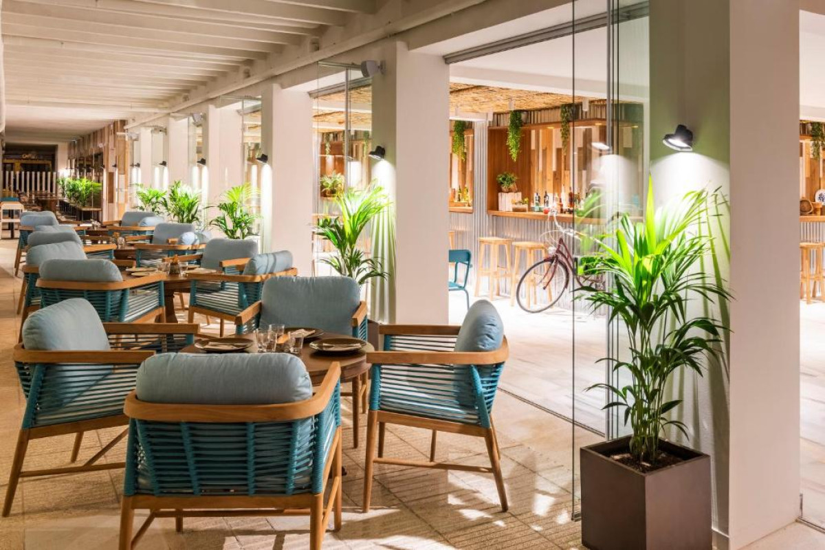 Innside by Melia Alcudia