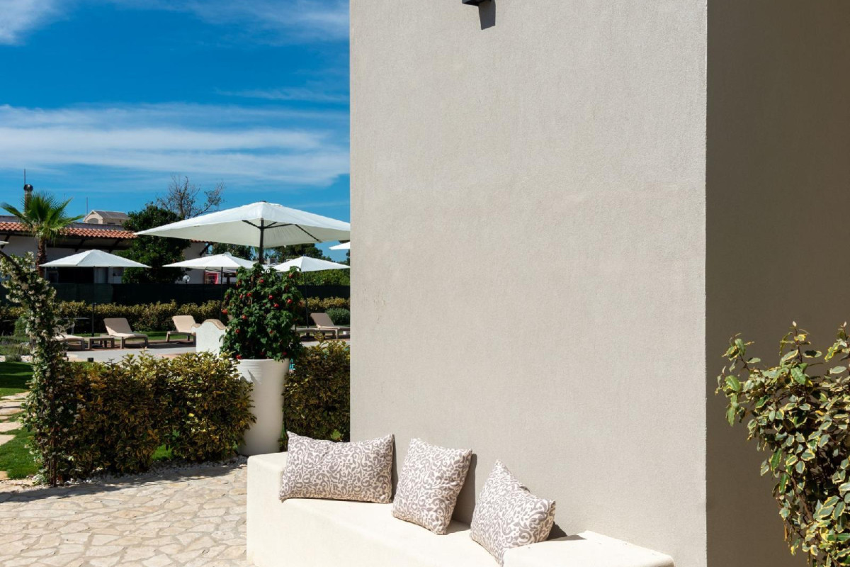 Insula Boutique Hotel