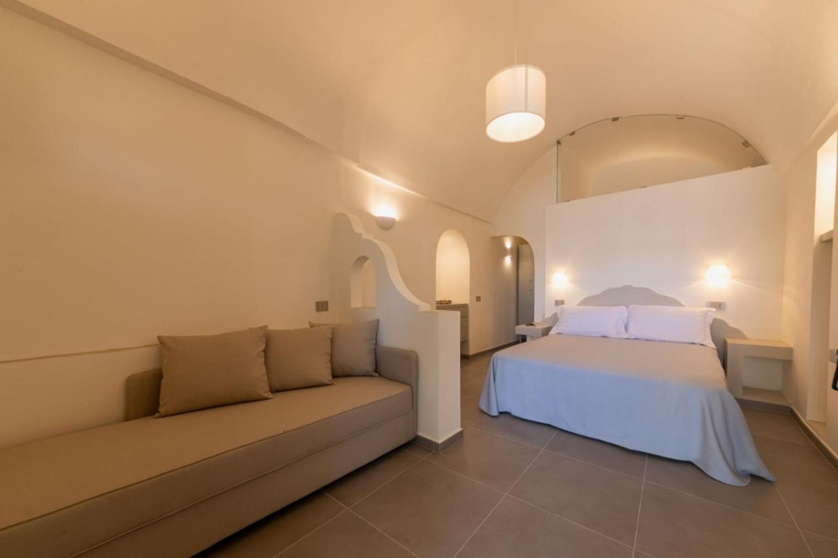 Insula Boutique Hotel