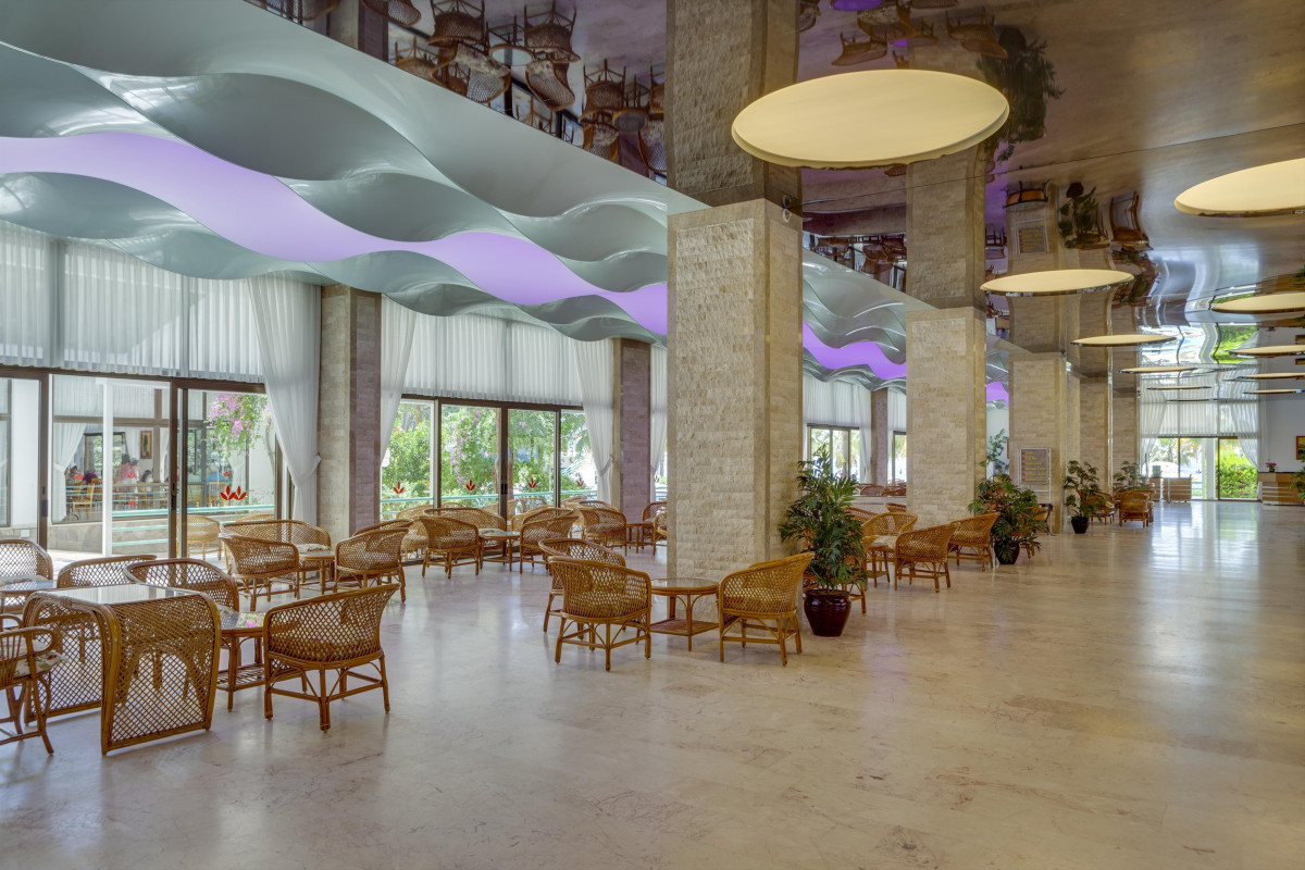 HOTEL GRAND EFE