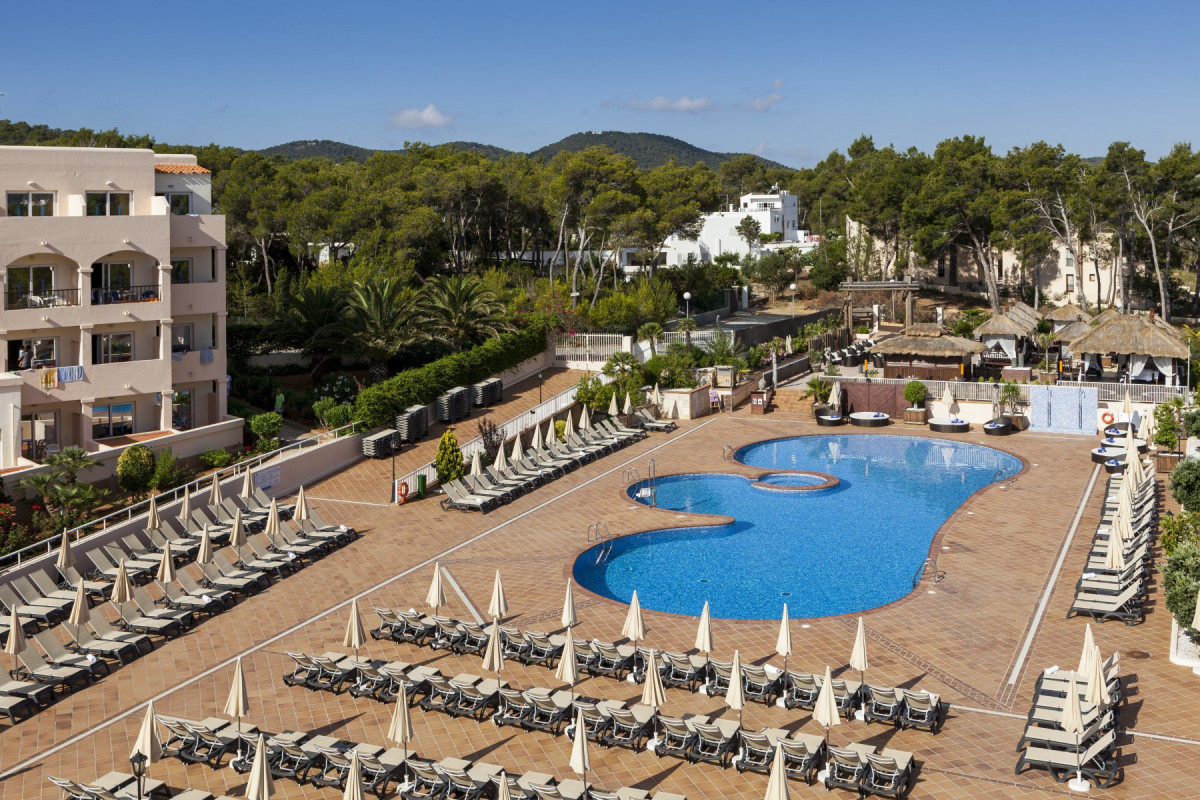 Invisa Hotel Cala Blanca