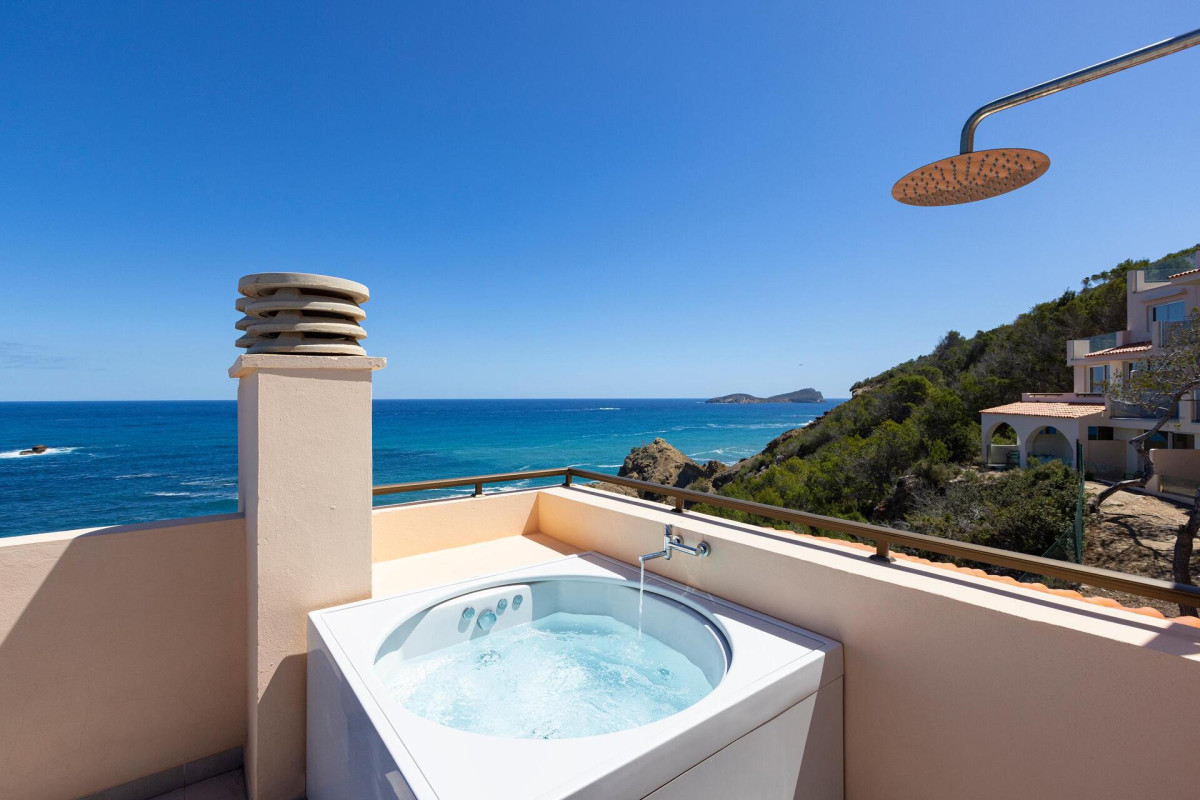 Invisa Hotel Club Cala Verde