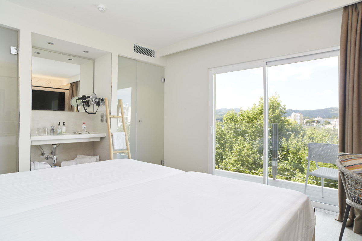 Invisa Hotel Es Pla - Adults Only