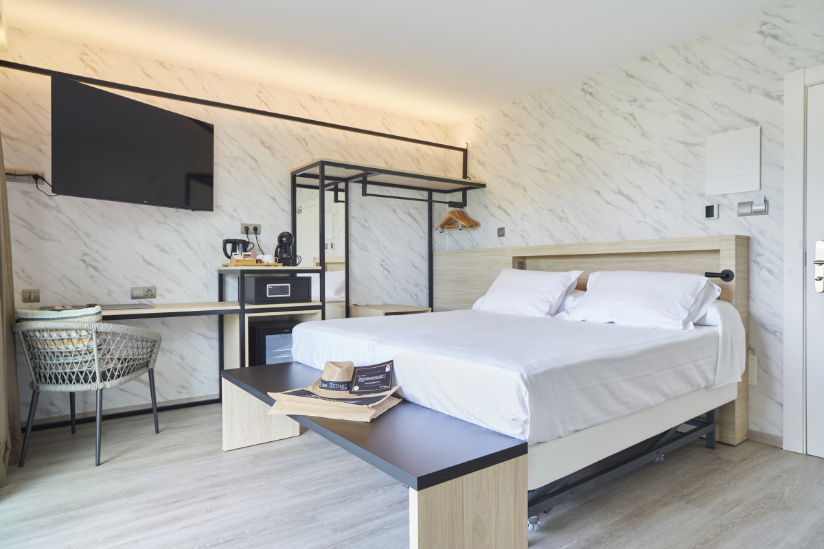 Invisa Hotel Es Pla - Adults Only