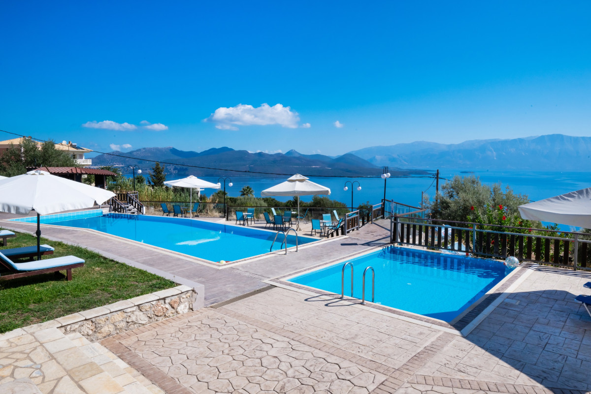 Ionian Fos Apartments