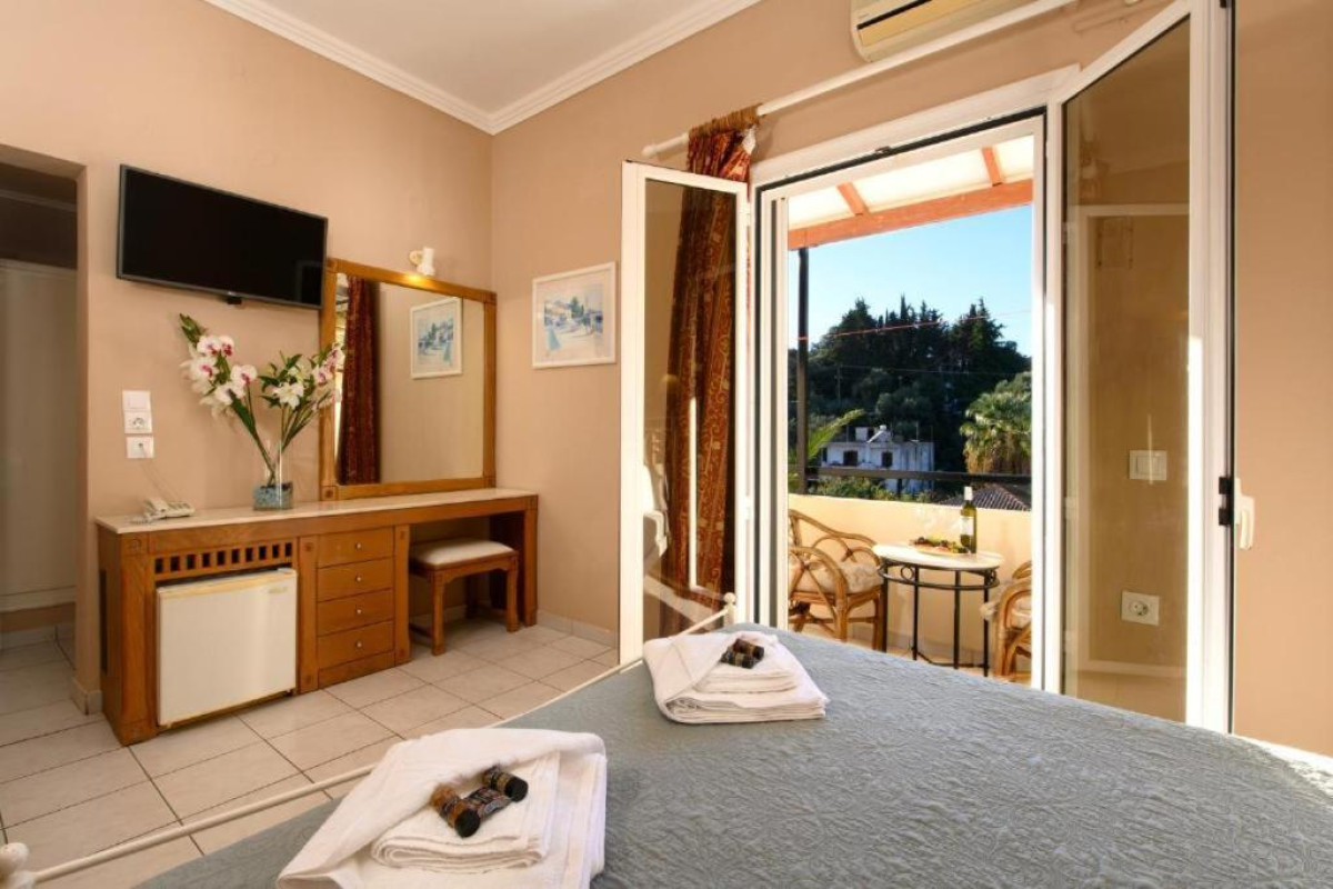 IPSOS DI MARE (ADULTS ONLY)