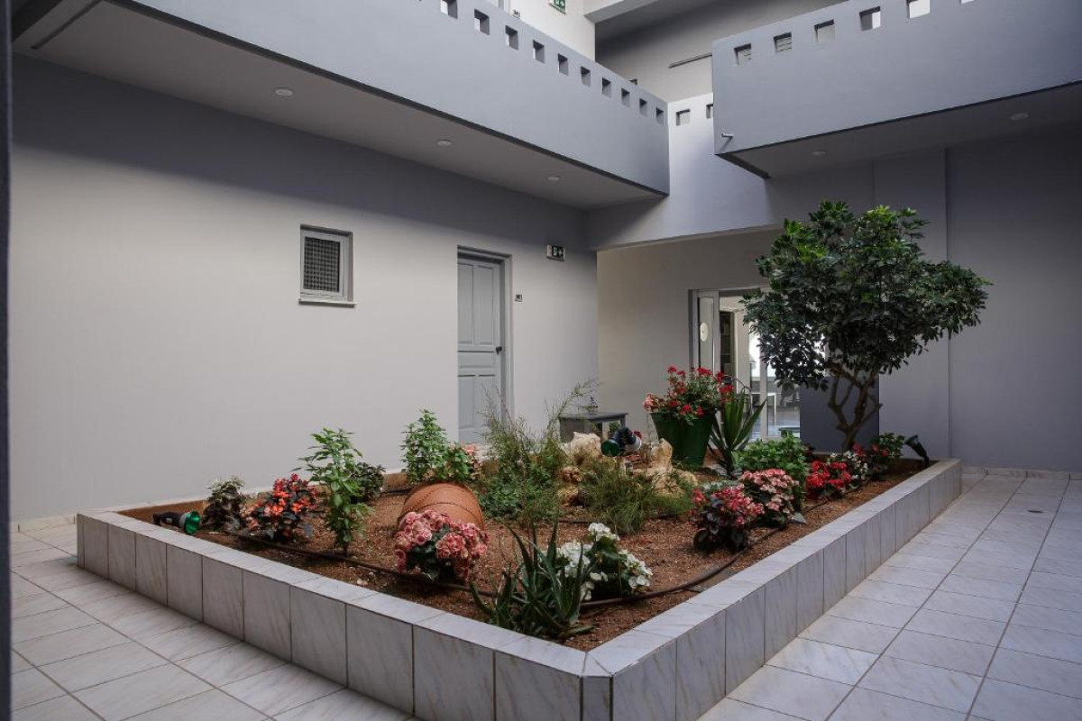 IRENE BEACH APARTMENTS