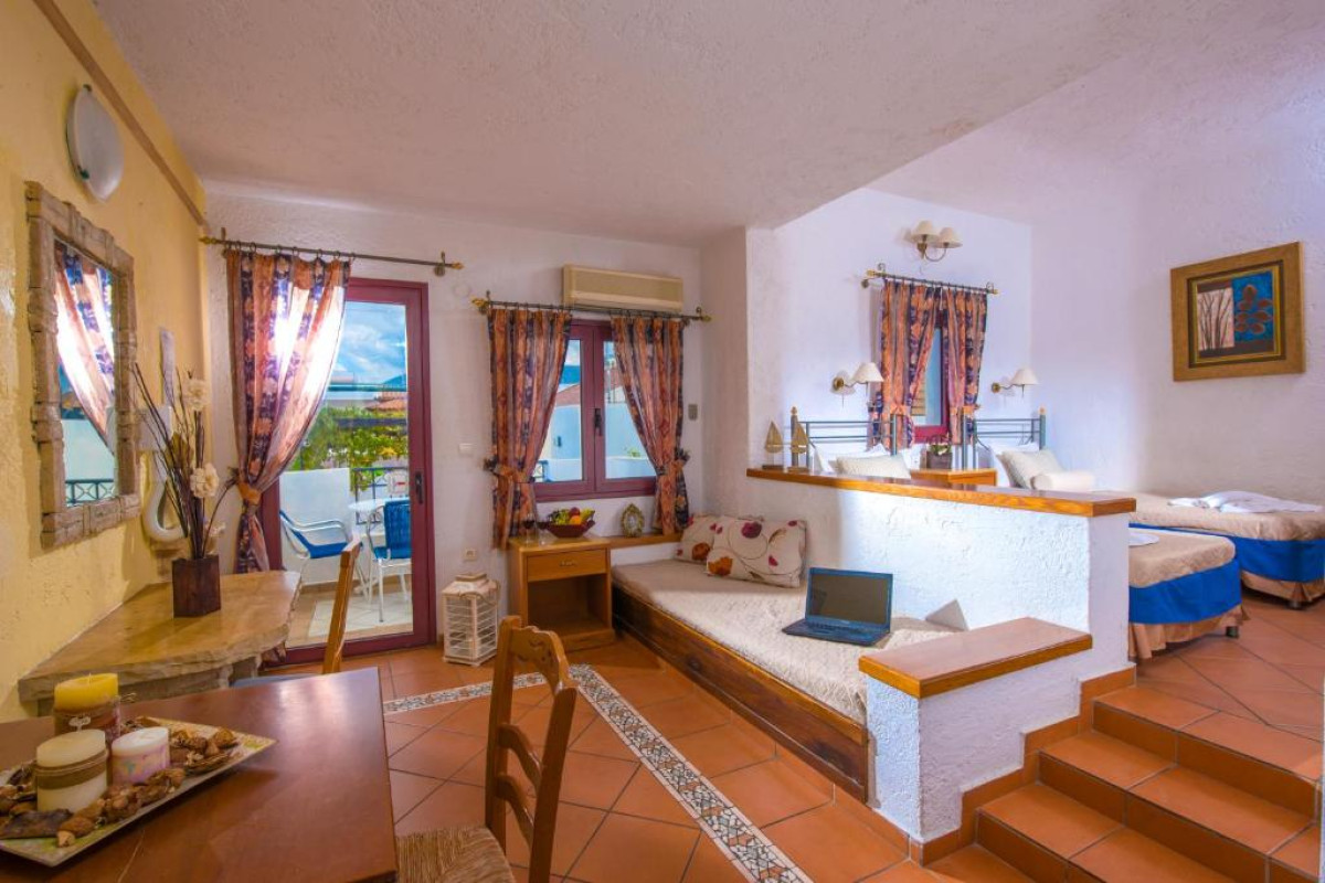 Irida Apartments Malia