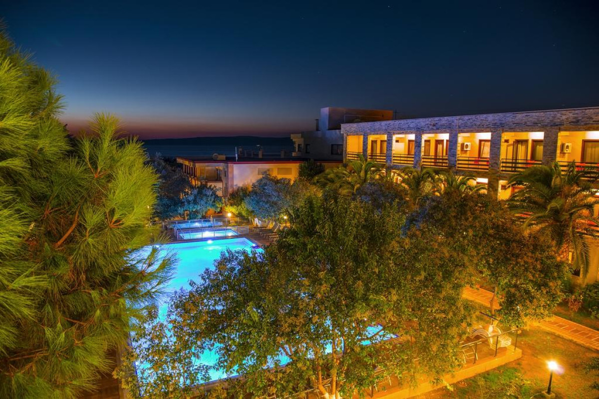 IRIS HOTEL