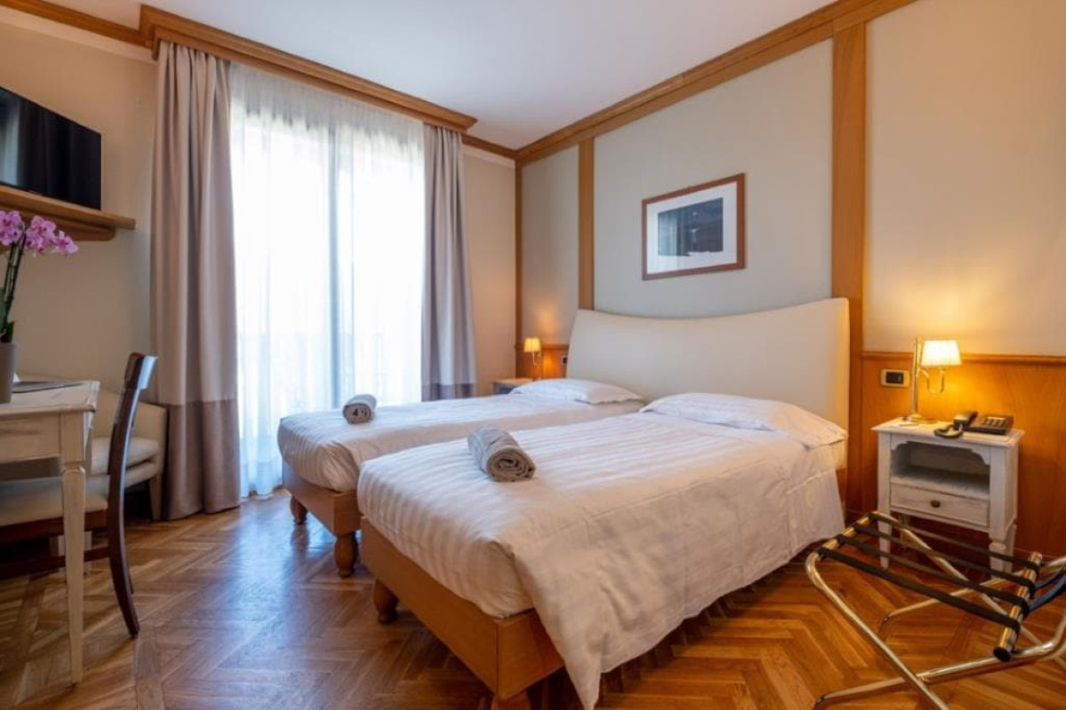 Iseolago Hotel