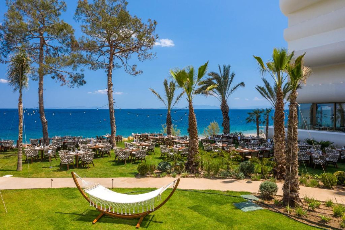 Isla Brown Corinthia Resort & Spa
