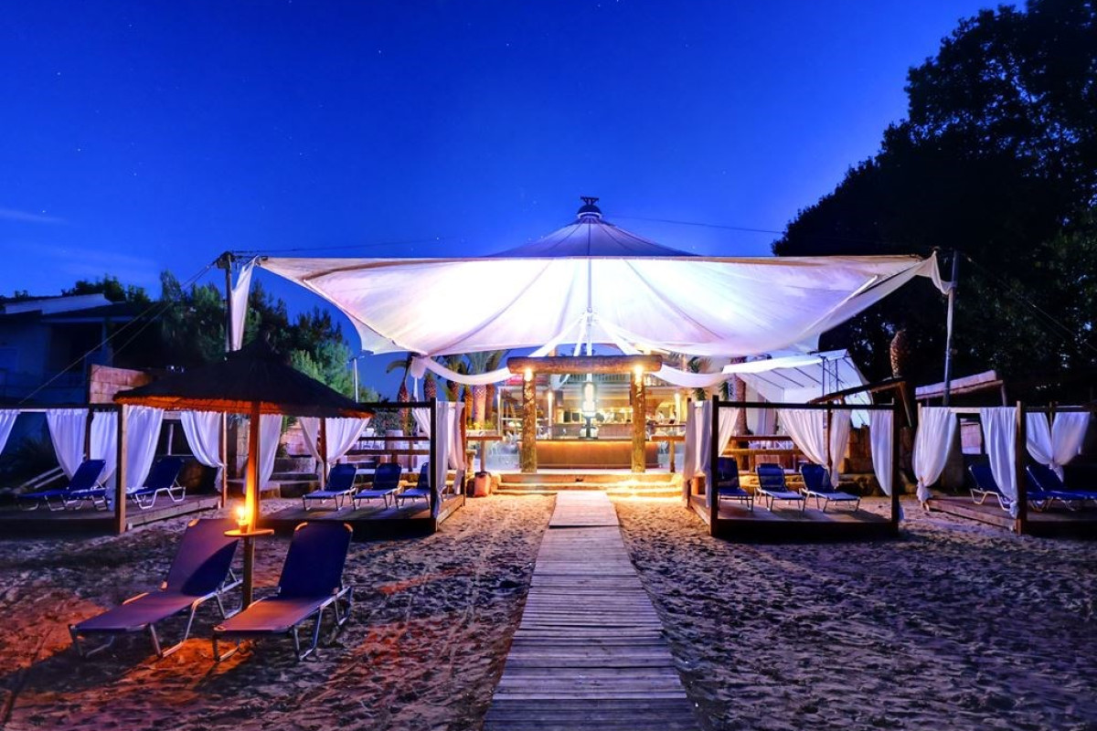 Island Beach Resort (Adults Only)