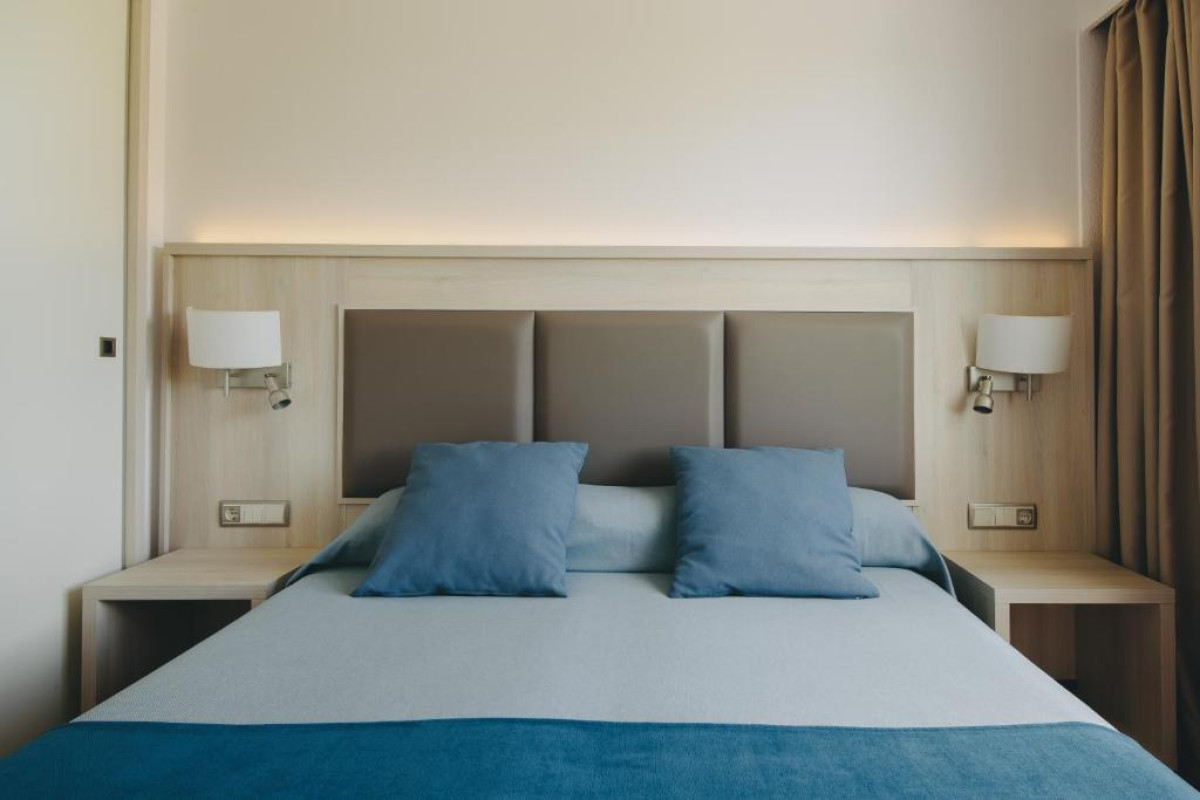 Ivory Playa Aparthotel