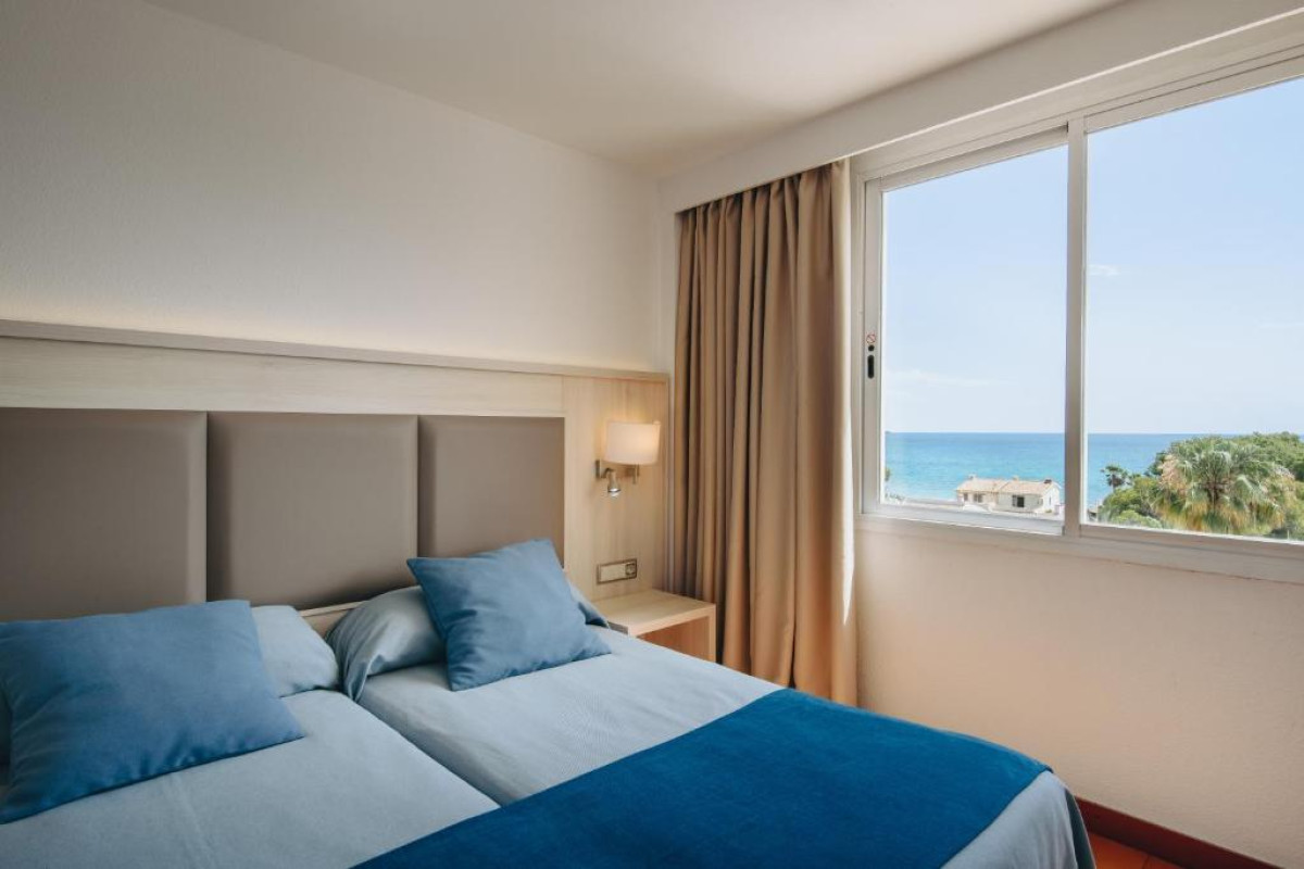 Ivory Playa Aparthotel