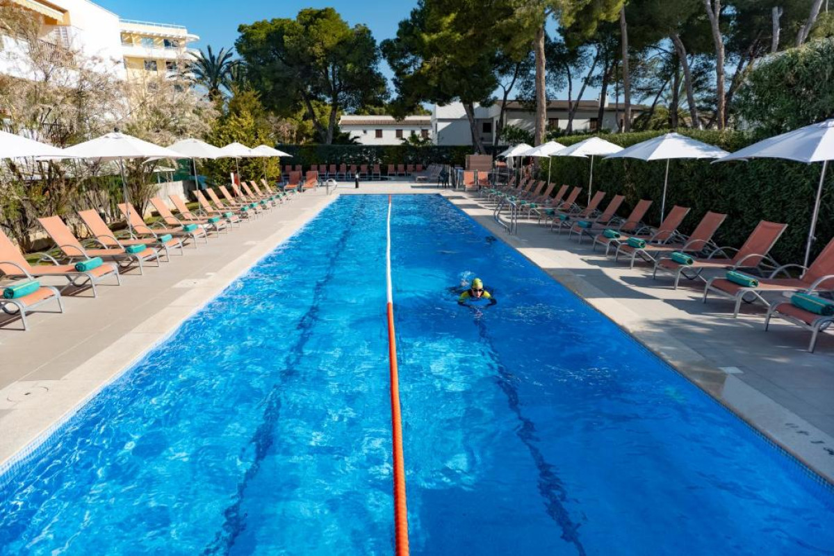 Ivory Playa Aparthotel